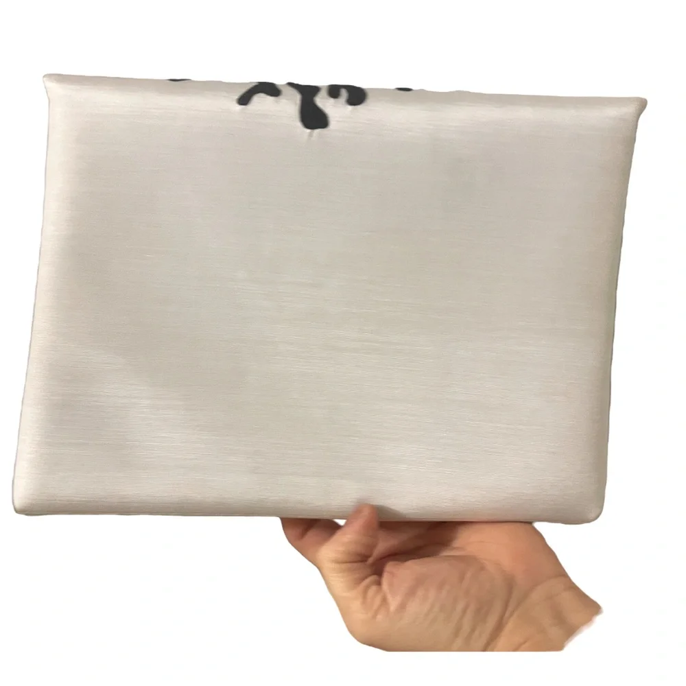 Shiraleah White Black Silk Clutch With Coral‎ Appliqué